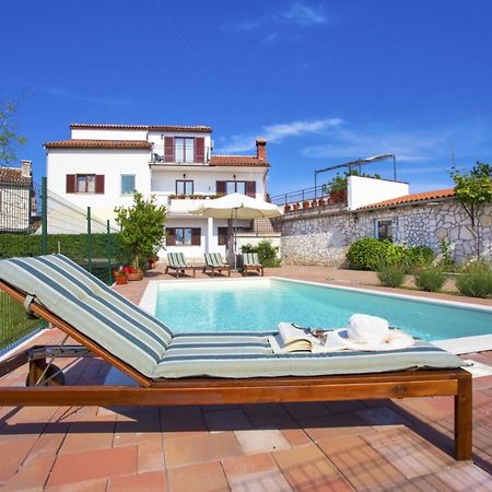Holiday Home Elvis, Village Kujici Hreljići Esterno foto