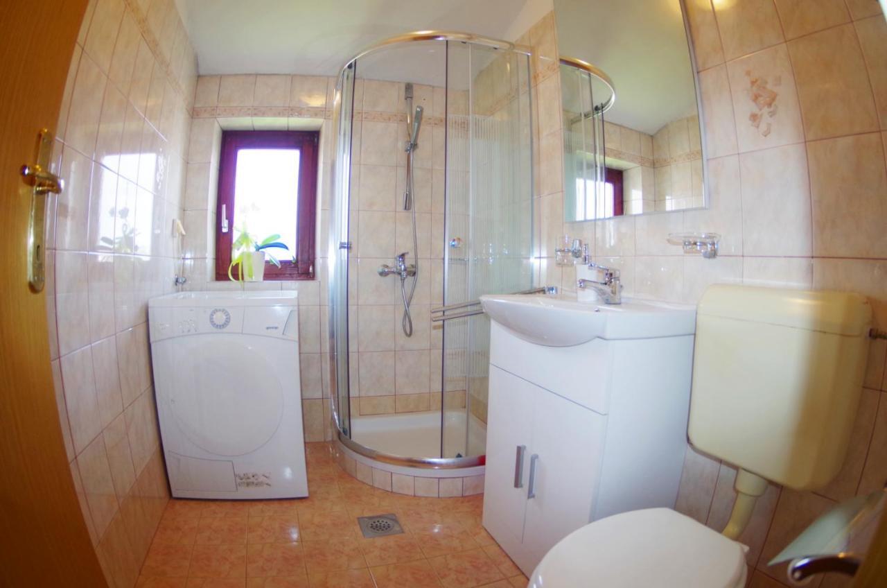 Holiday Home Elvis, Village Kujici Hreljići Esterno foto