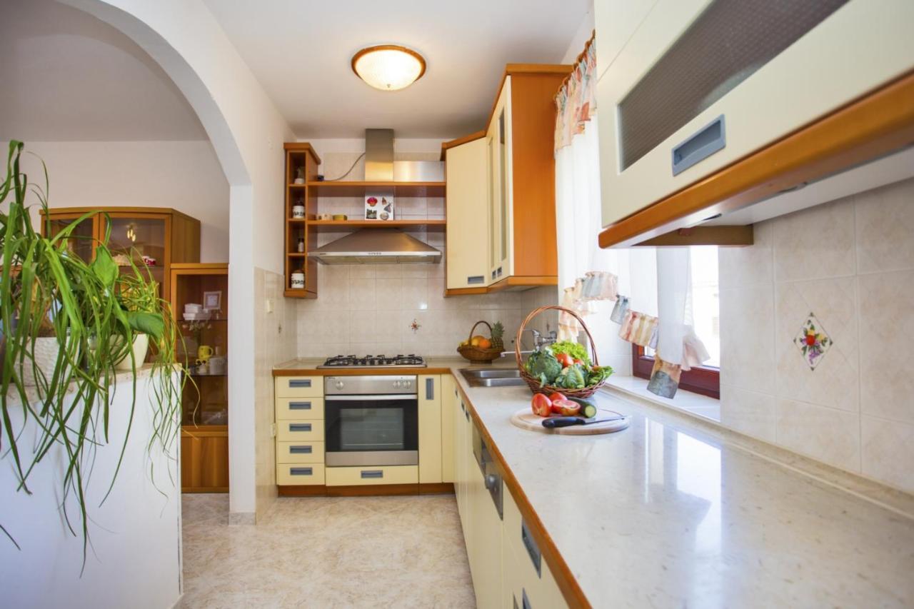Holiday Home Elvis, Village Kujici Hreljići Esterno foto