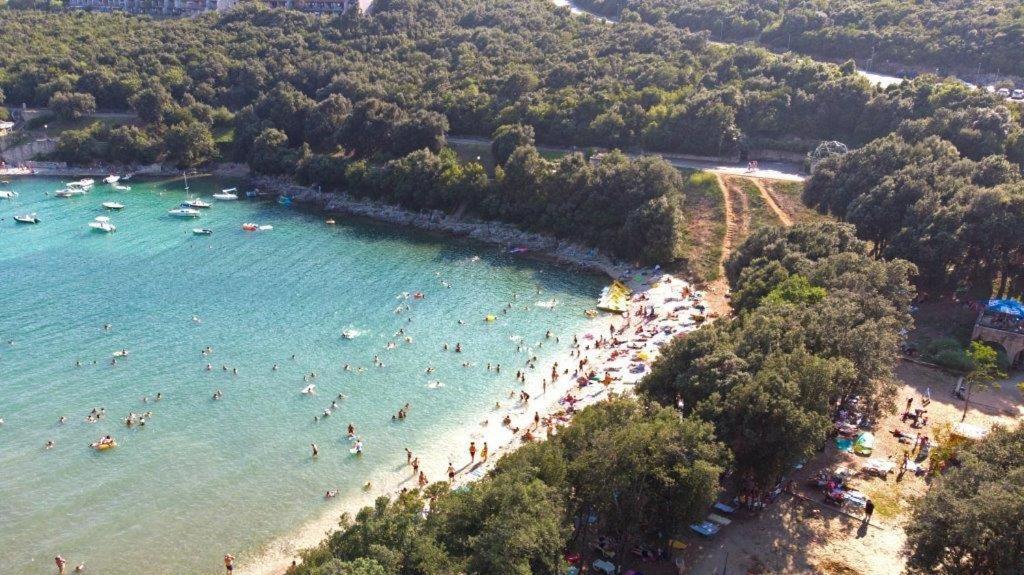 Holiday Home Elvis, Village Kujici Hreljići Esterno foto